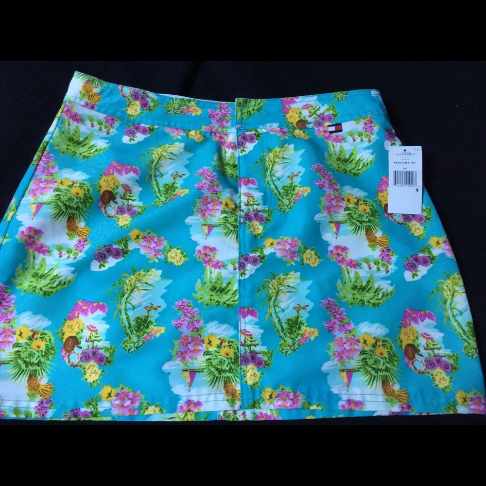 Great, fun summer mini-skirt